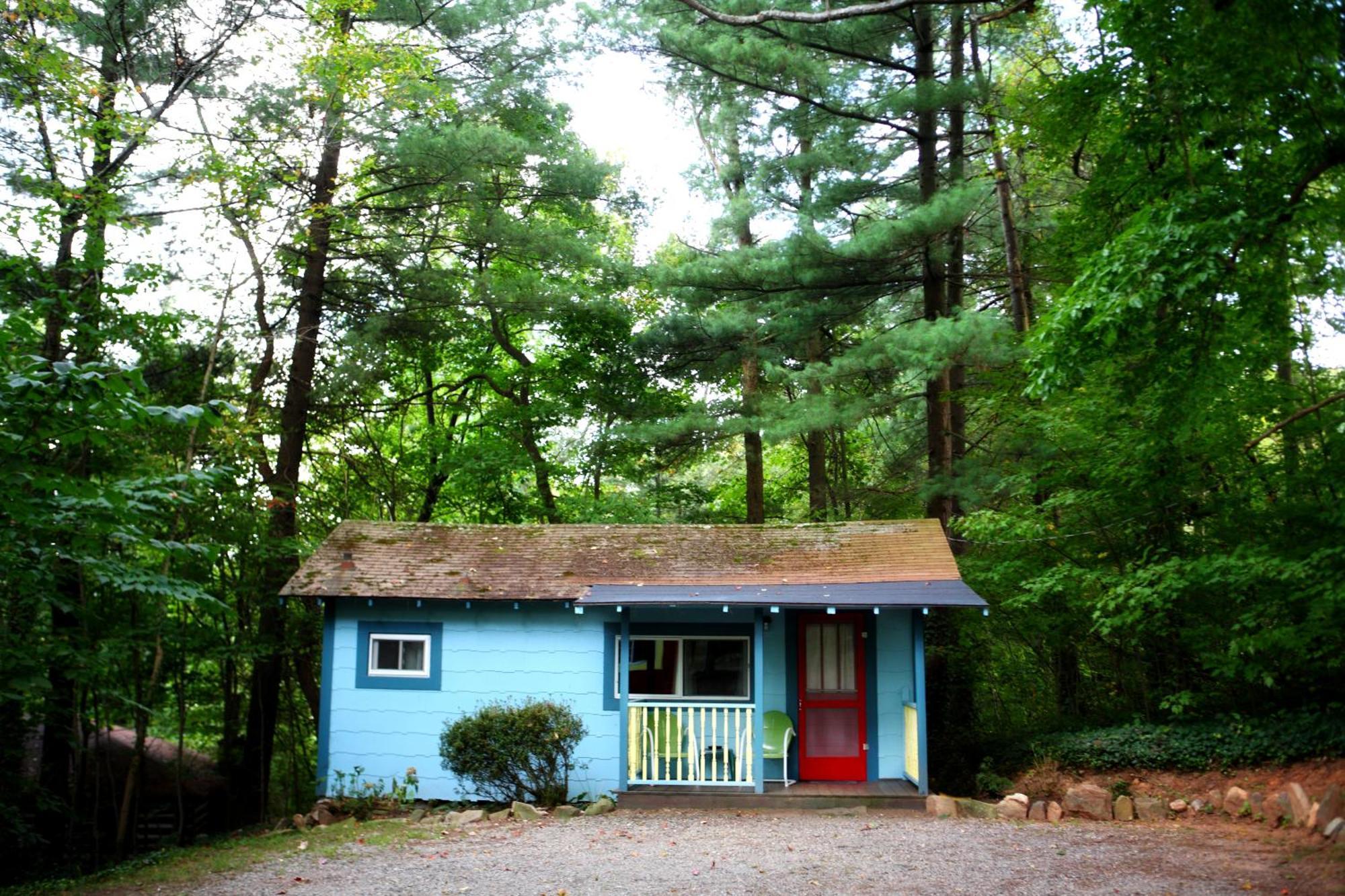 The Pines Cottages Woodfin Exteriör bild